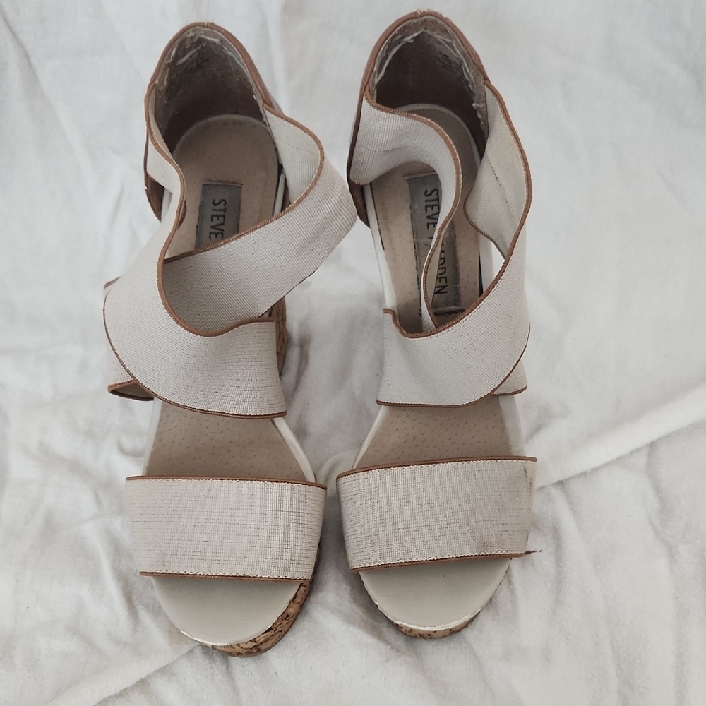 Steve Madden Brown and Cream Wedge Sandals - Picture 3 of 4